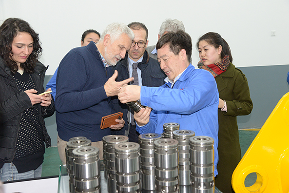 磁懸浮離心式鼓風(fēng)機 磁懸浮離心式鼓風(fēng)機